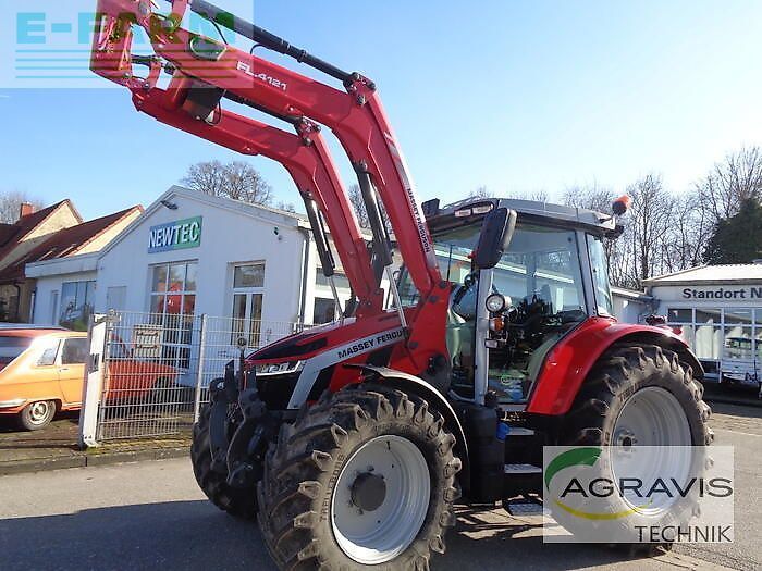 Massey Ferguson 5S.145 Traktor 89 900 €