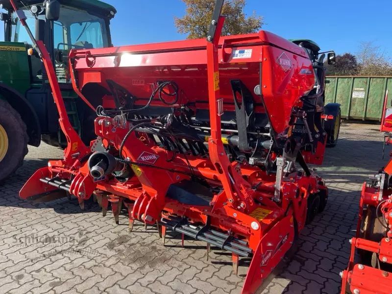 E-FARM: Kuhn Sitera 3030-24 E - Semoir - id FIJFAFP - 42 750 € - Année: 2023 - Allemagne