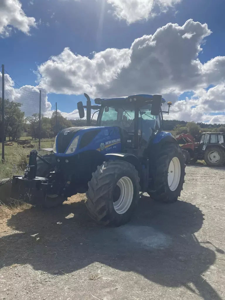 E-FARM: New Holland T7.165 S - Traktor - id RSPZCHD - 69.000 € - Produktionsår: 2018 - Motortimer: 3.984,Motoreffekt (HP): 165,Frankrig