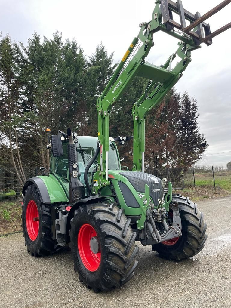 Fendt 724 Vario Profi Plus Tractor €80,000