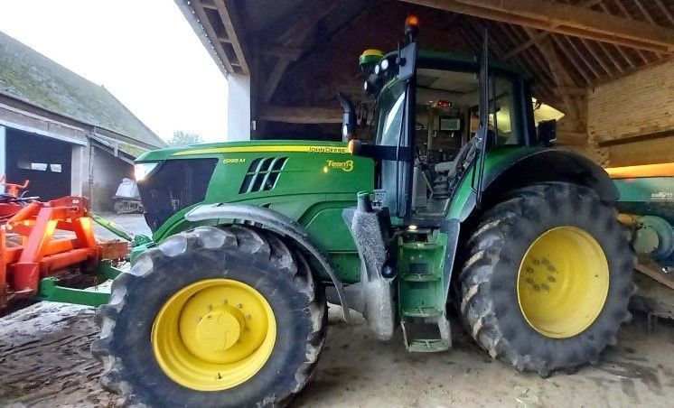 E-FARM: John Deere 6195 M - Tractor - id BRHWRPW - €73,500 - Year of construction: 2017 - Engine hours: 4,000,Engine power (HP): 195,France