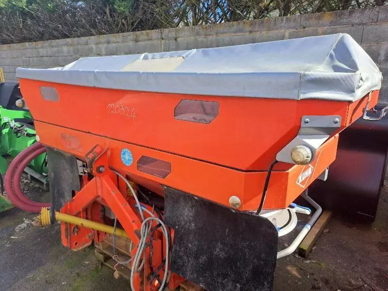 E-FARM: Kuhn axis 40-1 w - Fertiliser spreader - id DH2UGLD - €5,500 - Year of construction: 2008 - France