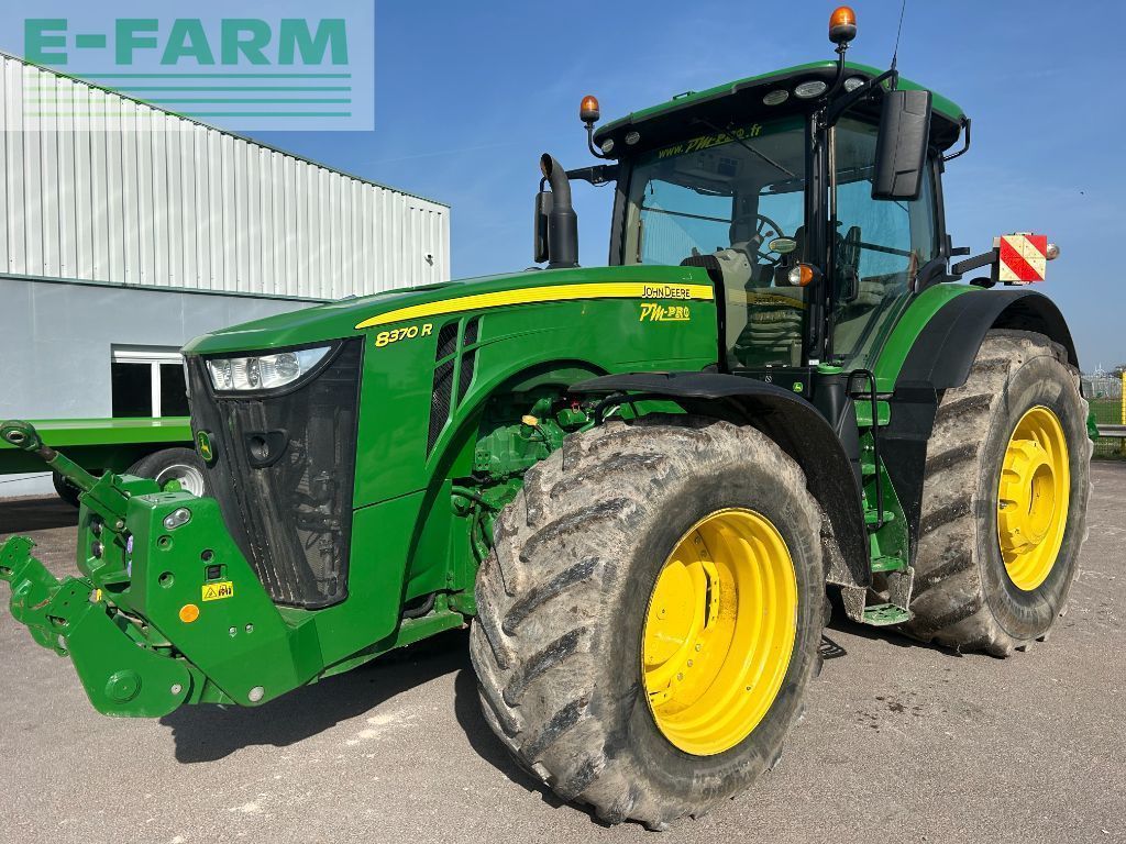 John Deere 8370 R Tractor 195.000 €