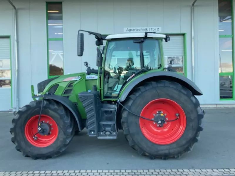 E-FARM: Fendt 720 Vario ProfiPlus - Traktor - id VFLGAFX - 127.000 € - Baujahr: 2017 - Abgelesene Motorstunden: 4.200,Motorleistung (PS): 201,Deutschland
