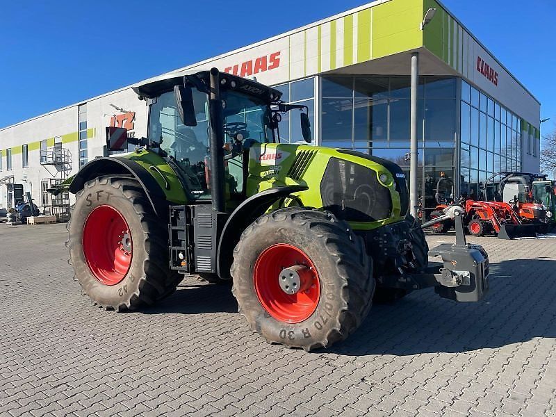 E-FARM: Claas Axion 850 CMATIC CIS+ - Trattore - id JFJYYKU - 99.500 € - Anno di costruzione: 2022 - Ore: 3.000,Potenza del motore: 261,Germania