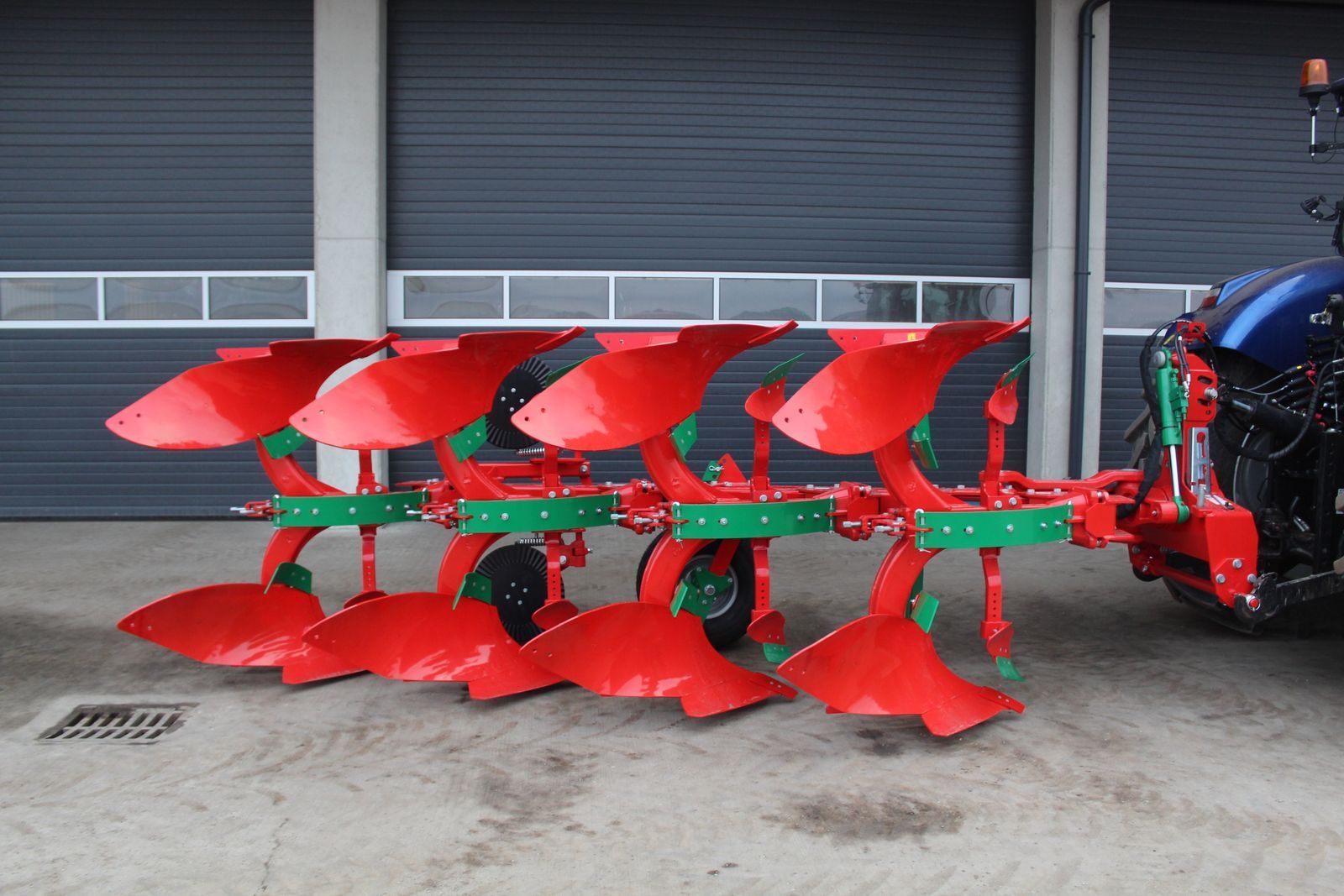 AGRO-MASZ por 4+ mit steinsicherung-neu Plough €15,750