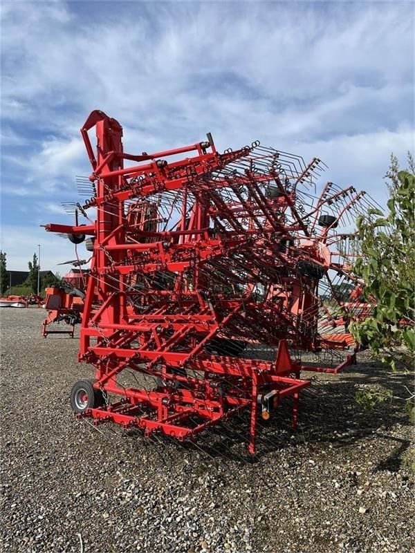 HE-VA weeder hd 12 mtr. som ny med 4 hjul og hurtig ski Disc harrow €10,037