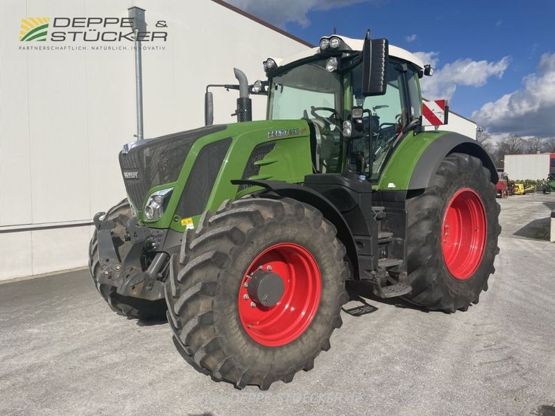 Fendt 826 Vario ProfiPlus tractor €139,800