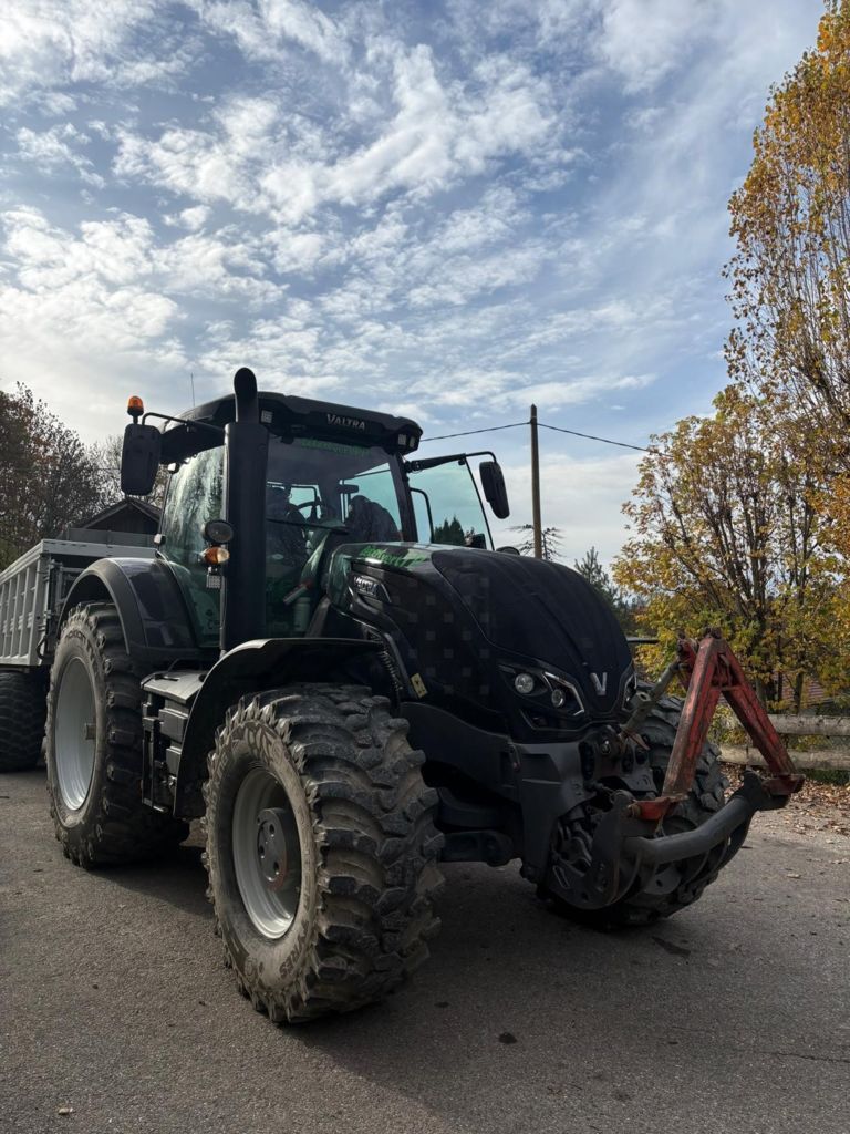 Valtra S 394 Traktor 135 000 €