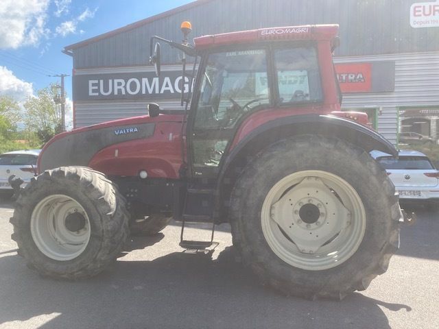 E-FARM: Valtra T120 - Tractor - id L4RBK1Y - 30.000 € - Año: 2004 - Horas: 8413,Potencia del motor: 120,Francia