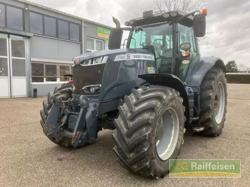 Massey Ferguson 7722 S Traktor