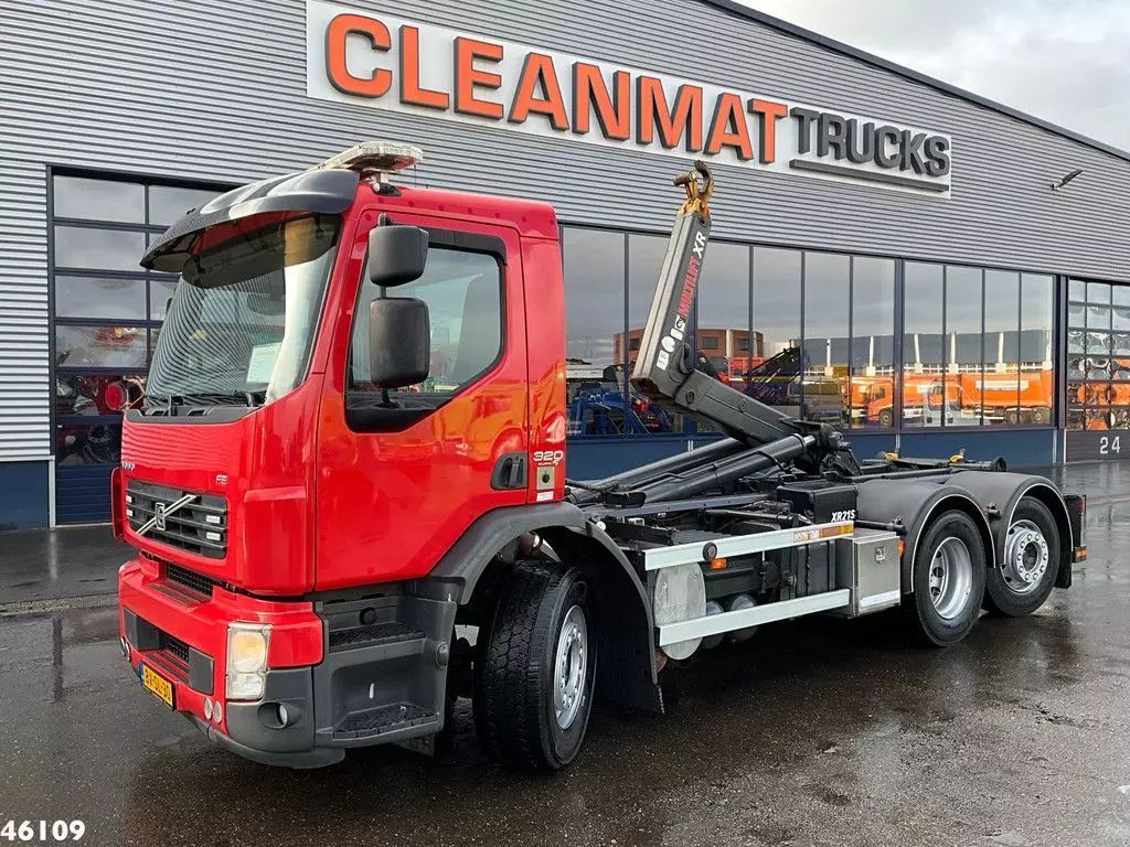 VOLVO fe 320 multilift 21 ton haakarmsysteem just 192.043 km! Trailer €44,500