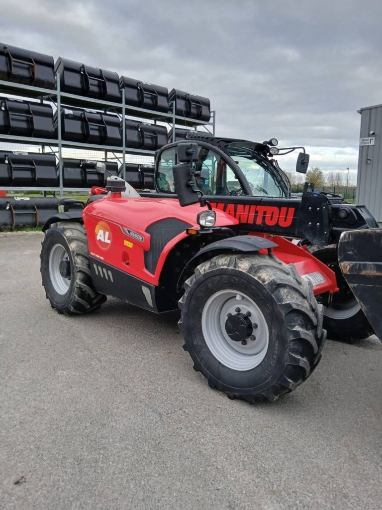 Manitou mlt733-115-st5 Ładowacz teleskopowy 63 000 €