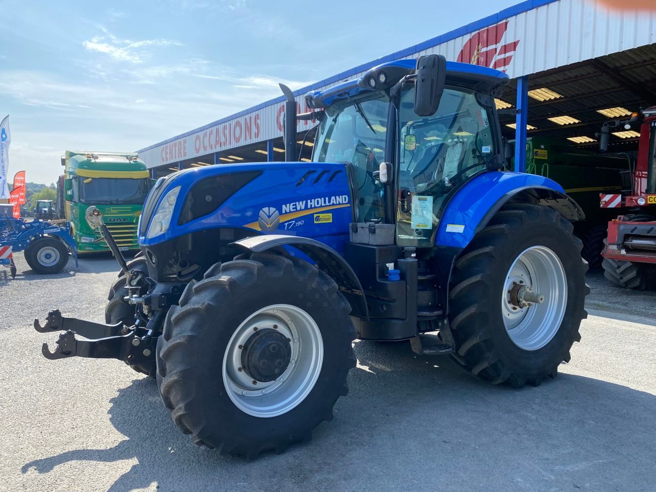 E-FARM: New Holland T7.190 - Traktor - id KWRVXNE - Baujahr: 2017 - Abgelesene Motorstunden: 2.400,Frankreich