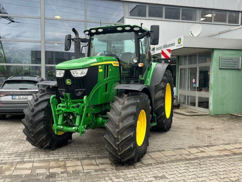 John Deere 6,215 tractor €168,900