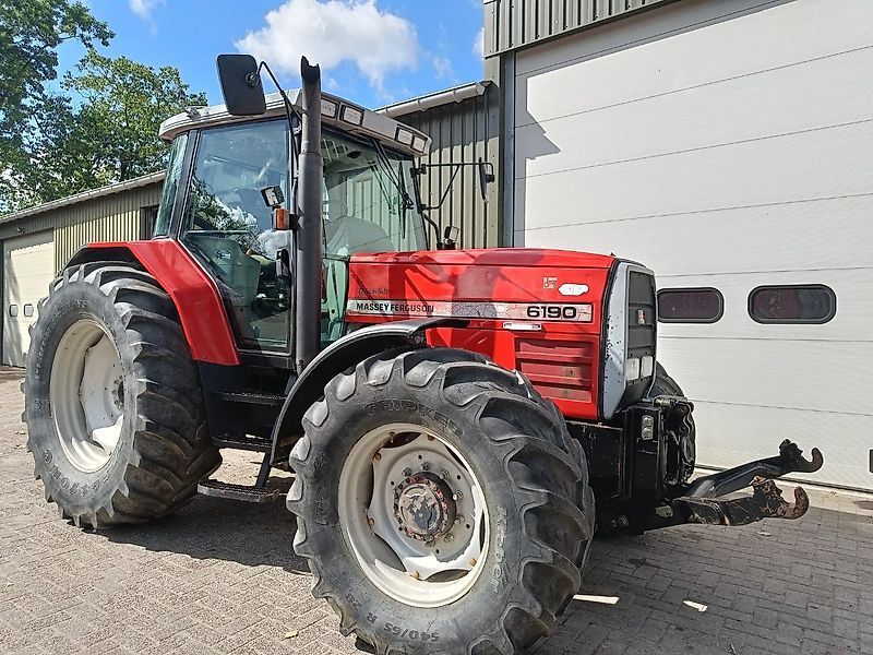 Massey Ferguson 6190 Tractor €19,900
