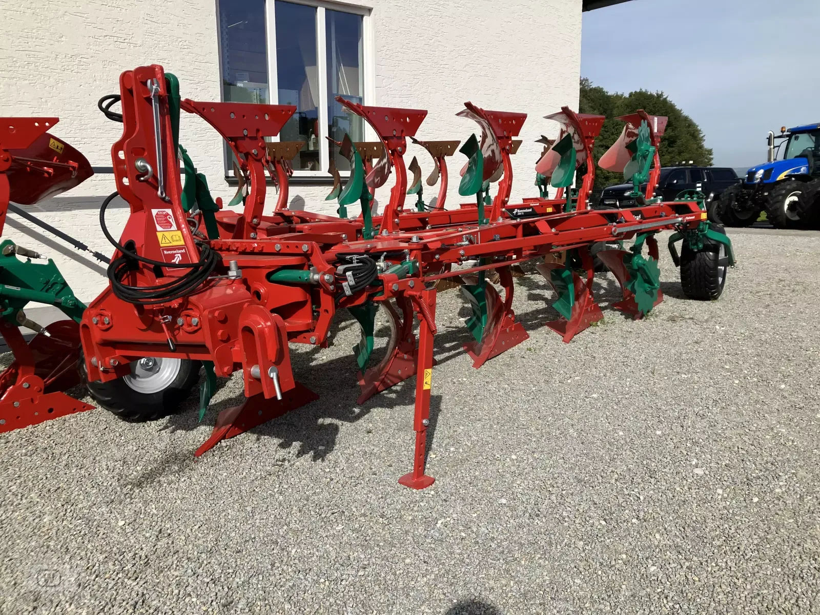E-FARM: Kverneland LB 100/300 - Pflug - id MGQW4MZ - 33.250 € - Baujahr: 2023 - Österreich