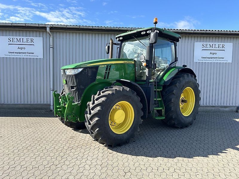 E-FARM: John Deere 7230 R - Tractor - id V974HPS - 60.196 € - Año: 2012 - Horas: 6459,Potencia del motor: 221,Dinamarca