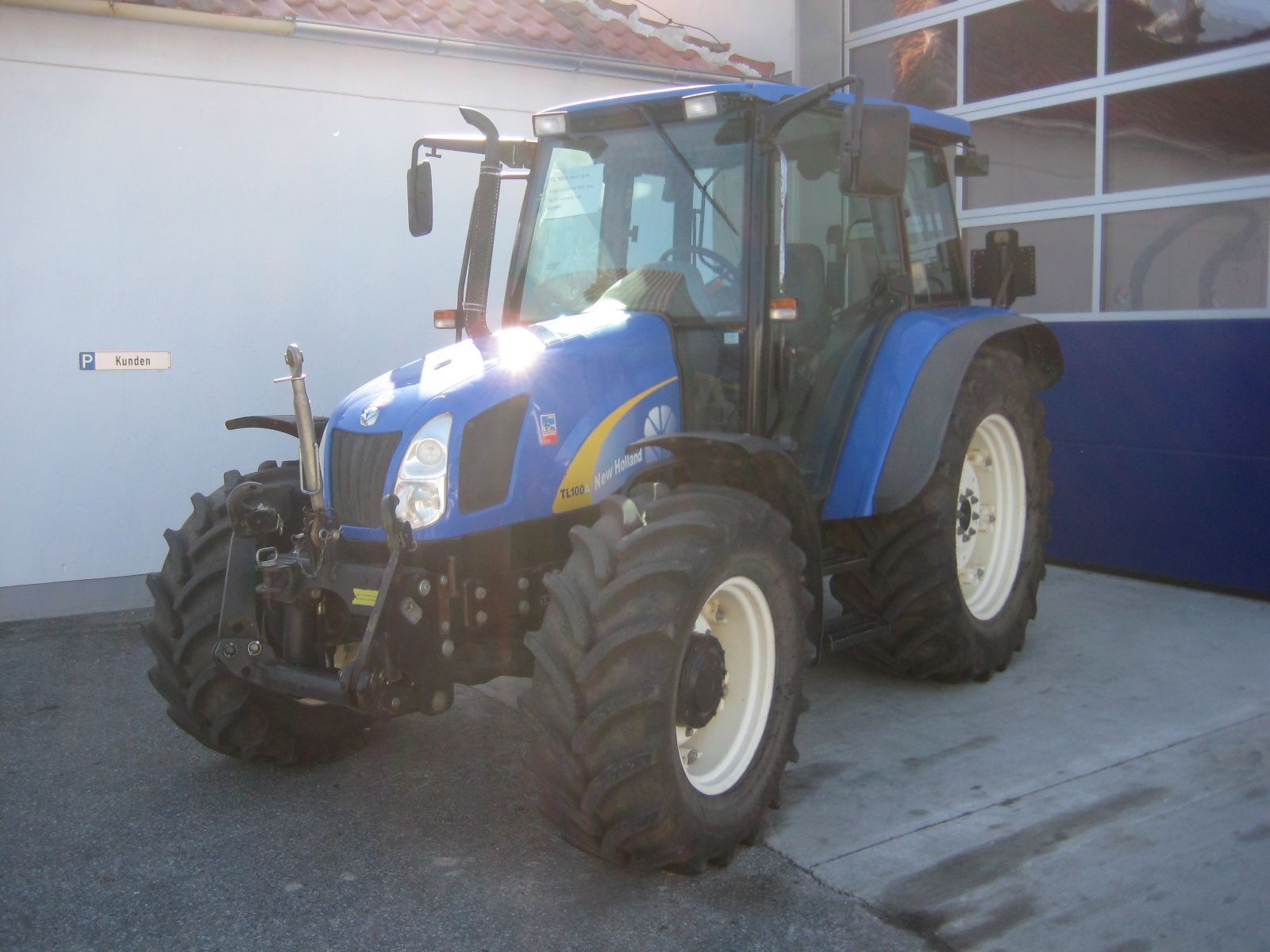 New Holland TL 100 A Trattore 43.000 €