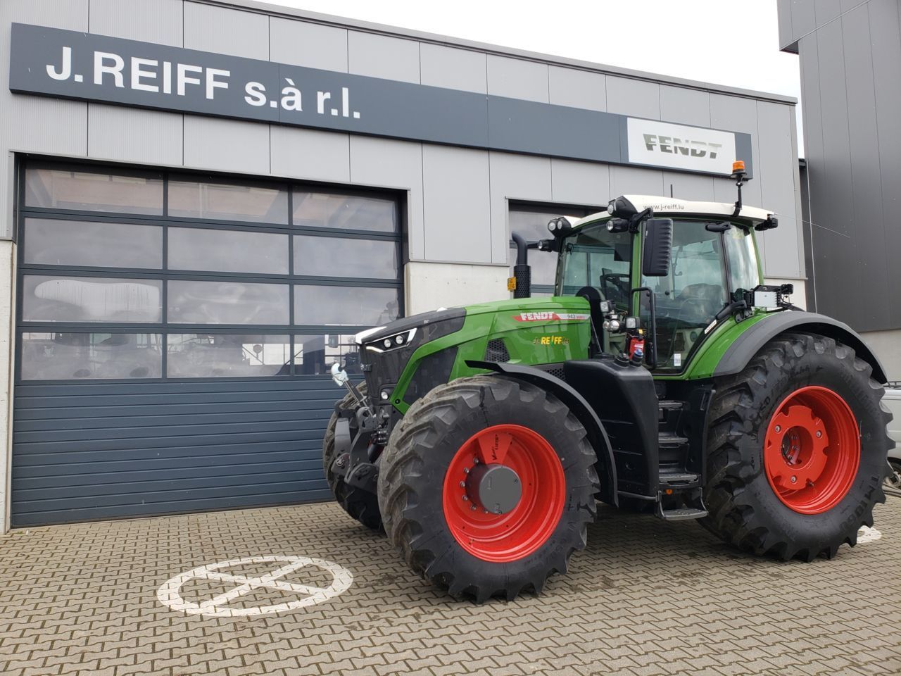 Fendt 942 Vario Tractor