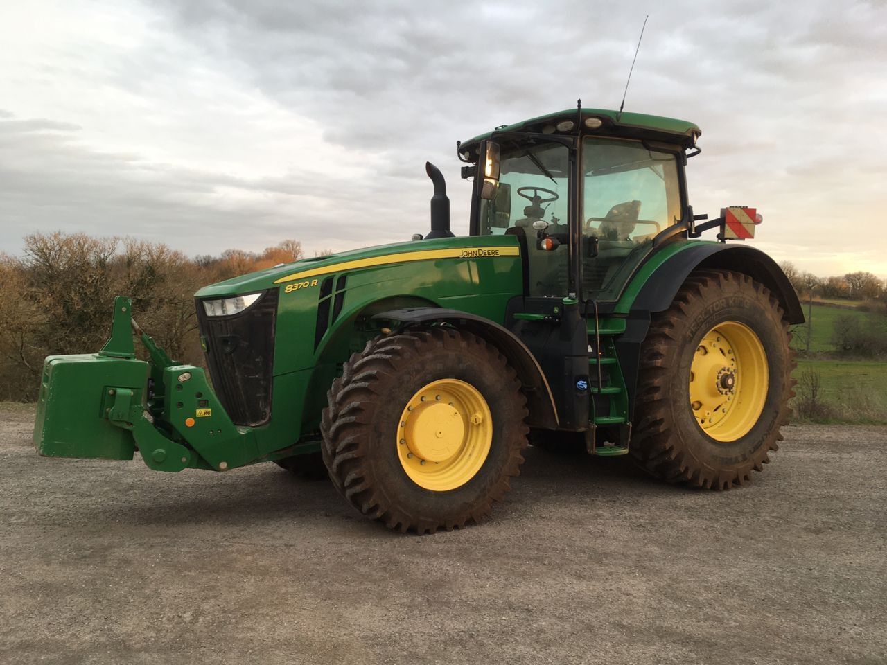 John Deere 8370 R Traktor 195 000 €
