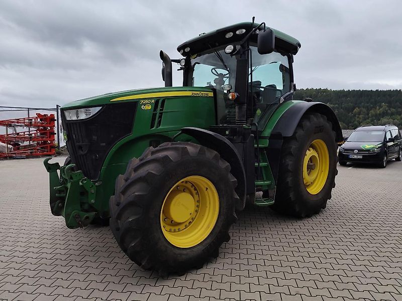E-FARM: John Deere 7250 R - Traktor - id K12YDJ2 - 61.500 € - Baujahr: 2015 - Abgelesene Motorstunden: 8.782,Motorleistung (PS): 250,Deutschland