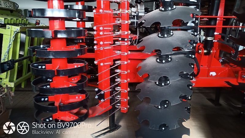 AKPIL scheibenegge akpil bison xl / 4,0 m hydrl. klappbar Scheibenegge 19.900 €