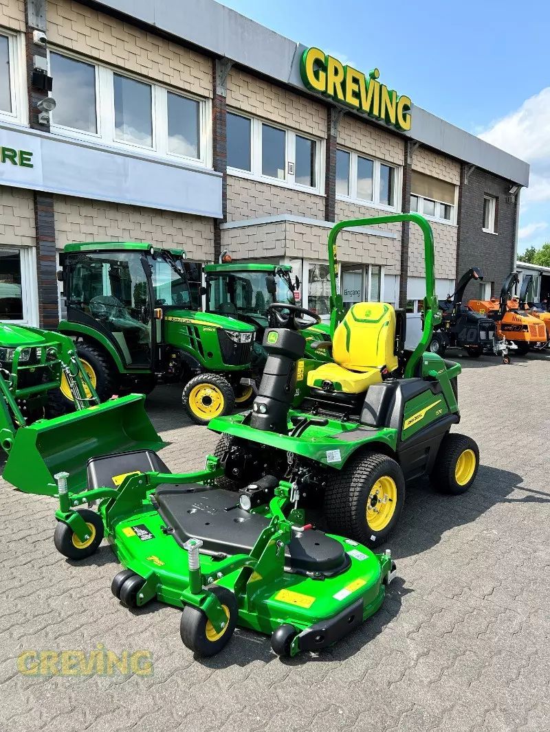 E-FARM: John Deere 1570 - Cortadora de césped - id EV3JWSA - 33.850 € - Año: 2025 - Alemania