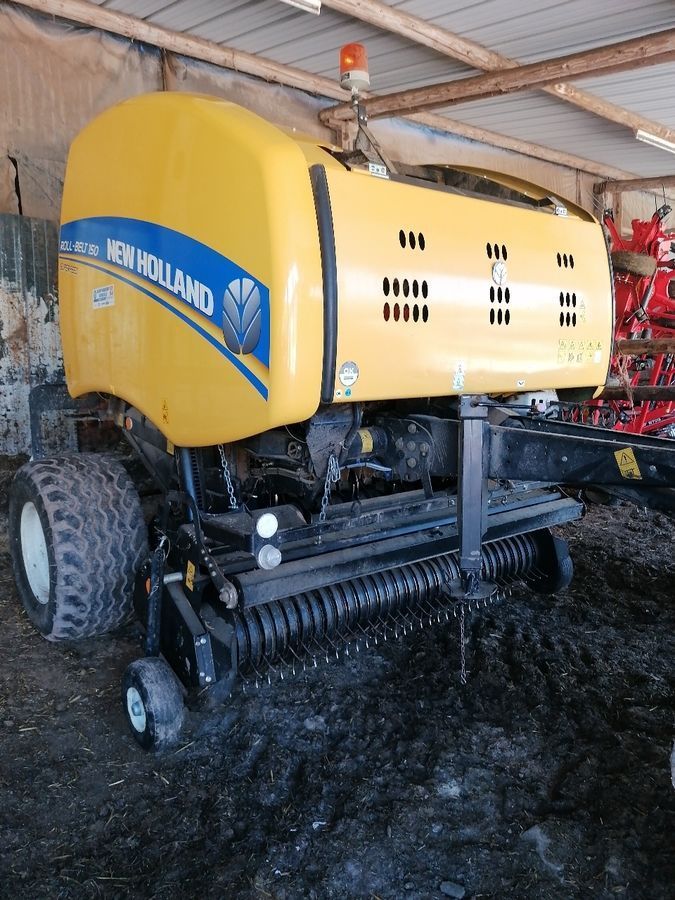 E-FARM: New Holland Roll-Belt 150 Superfeed - Πρέσσα - id QRNNKIG - 22.000 € - Χρονία: 2018 - Συνολικός αριθμός παραχθέντων δεμάτων: 10.726,Γαλλία