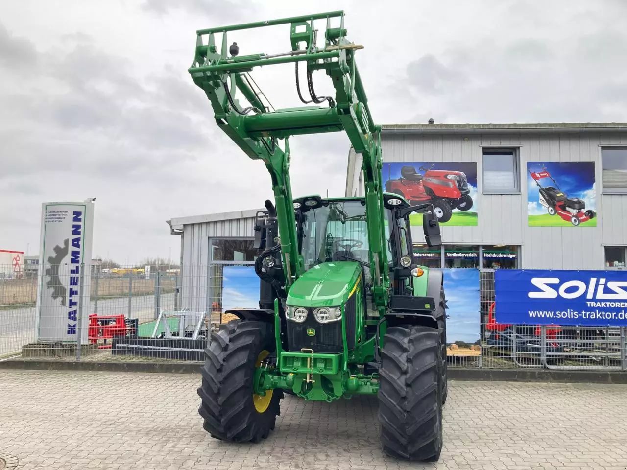 E-FARM: John Deere 6120 M - Traktor - id HPREQH6 - Baujahr: 2024 - Abgelesene Motorstunden: 80,Deutschland