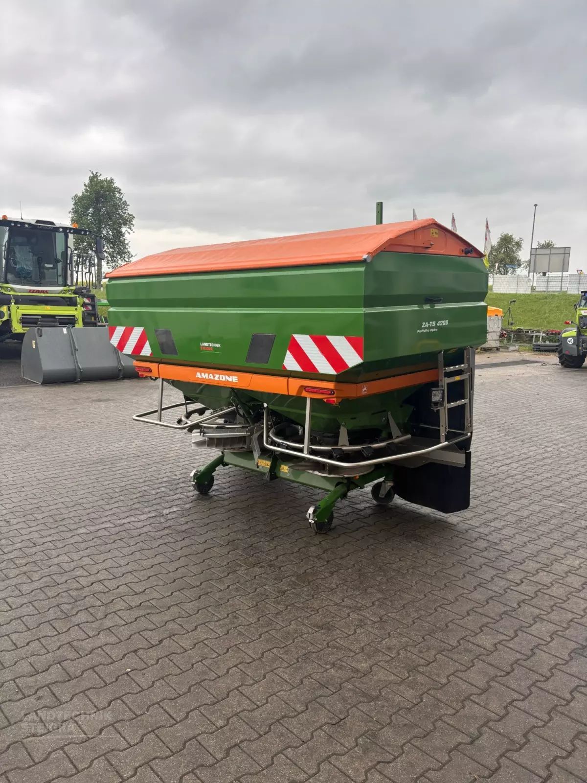 Amazone ZA-TS 4200 Ultra Fertiliser spreader €38,000