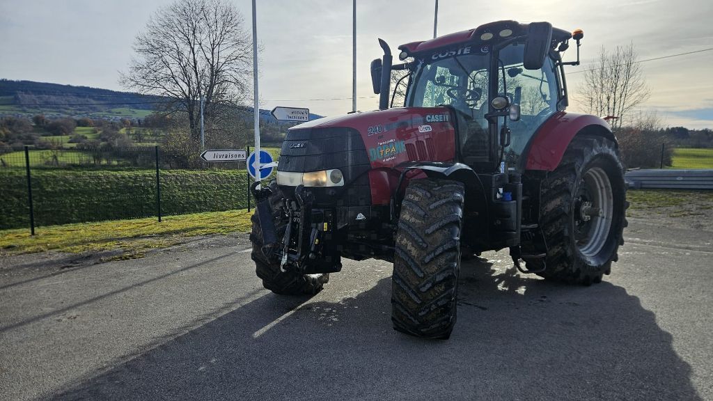 Case IH Puma 240 CVX Traktor 81.000 €
