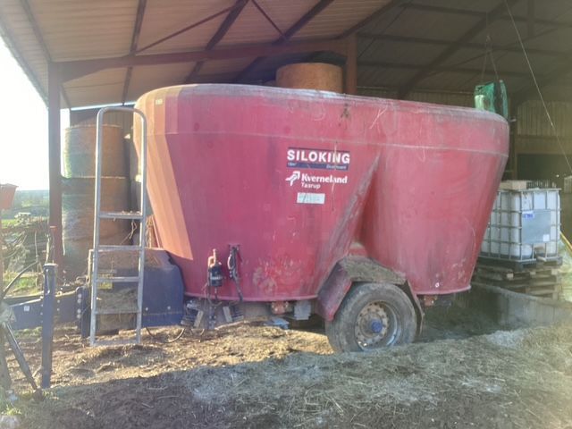 E-FARM: Kverneland siloking - Futtermischwagen - id GGXMD7J - 8.000 € - Baujahr: 2008 - Frankreich