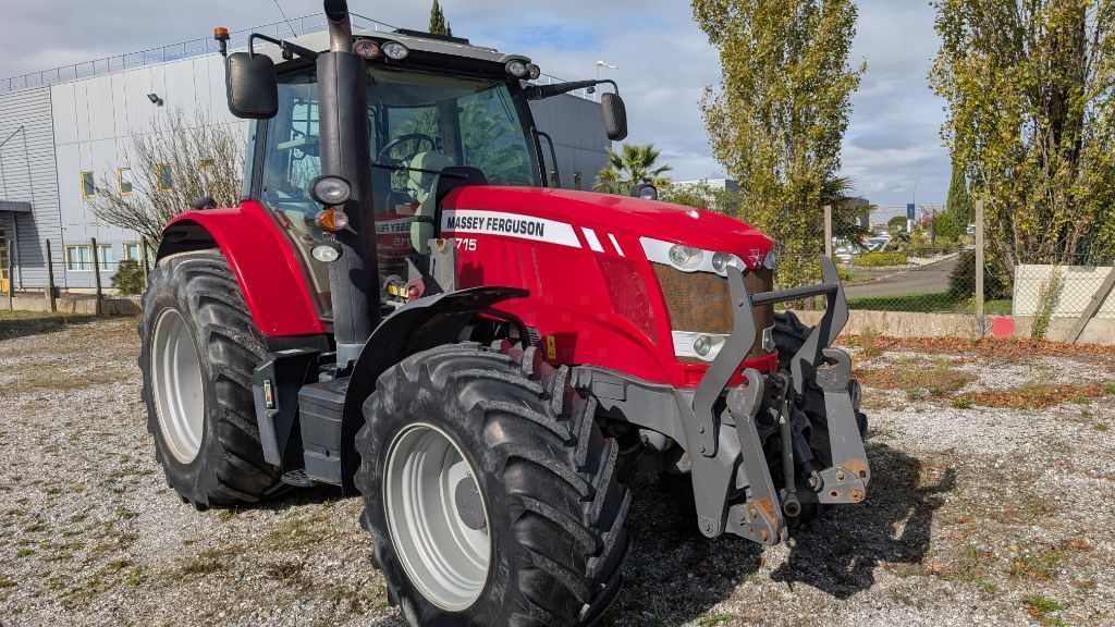 Massey Ferguson 7715 Tractor €69,500