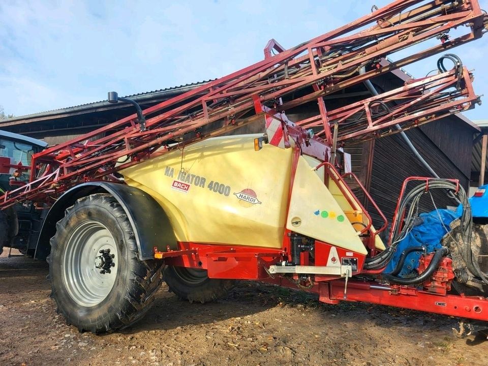 E-FARM: Hardi NAVIGATOR 4000 - Pflanzenschutzspritze - id UUHR7UP - Baujahr: 2012 - Deutschland