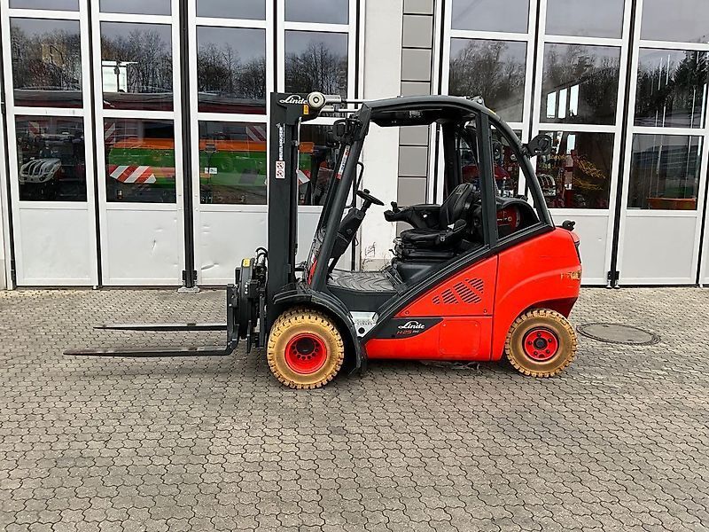 E-FARM: Linde h 25 gas - Forklift - id BRZCHFN - €24,500 - Year of construction: 2018 - Engine hours: 985,Germany