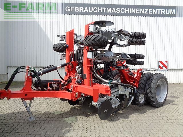 E-FARM: Volmer strip till culex - Disc harrow - id 4BN3LPQ - €79,900 - Year of construction: 2021 - Germany