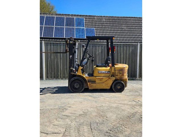 Caterpillar DP 25 K Carrello elevatore 6.250 €