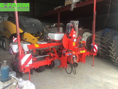 E-FARM: Kuhn Maxima 3 M - Precision drill - id Z5LXAB2 - €25,000 - Year of construction: 2020