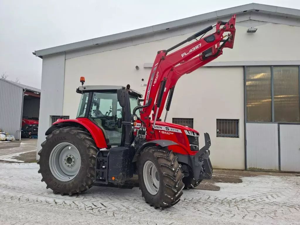 Massey Ferguson 6715 S Tractor 88.000 EUR