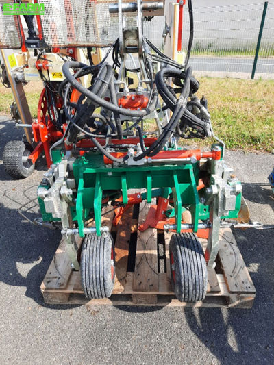 E-FARM: sonstige cs 600b - Orchard and vineyard equipment other - id 7ZDJKN4 - €19,000 - Year of construction: 2016 - France