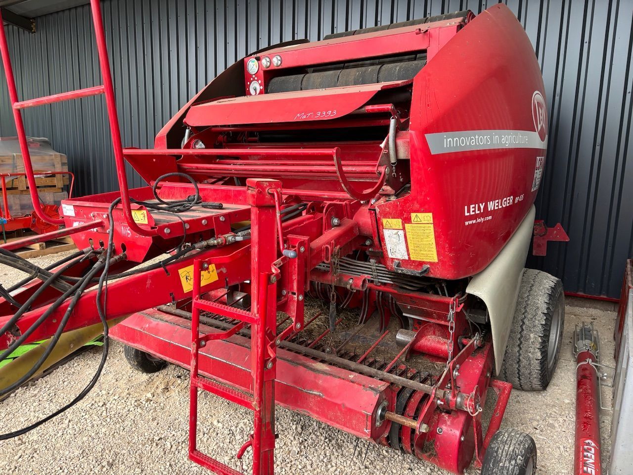 E-FARM: Lely-Welger rp 435 master - Baler - id QBTU9XI - €17,000 - Year of construction: 2010 - Total number of bales produced: 25,500,France