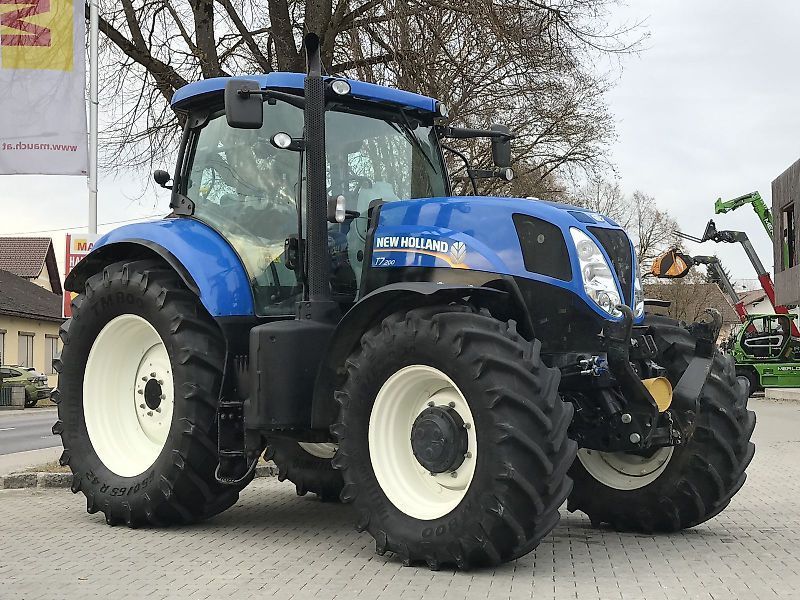 E-FARM: New Holland T7.200 - Traktor - id FUCSAAF - 75.221 € - Baujahr: 2011 - Abgelesene Motorstunden: 2.010,Österreich
