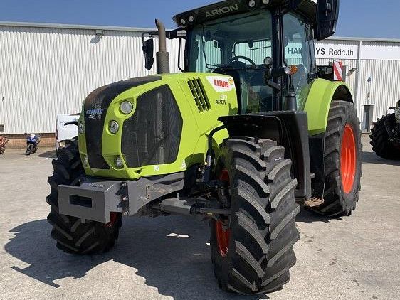 E-FARM: Claas Arion 610 - Tracteur - id MUWABLY - 67 962 € - Année: 2023 - Lecture du nombre d'heure: 3 544,Puissance du moteur (chevaux): 145,Royaume-Uni
