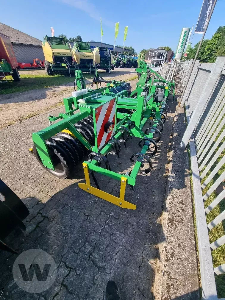 E-FARM: KERNER FP 300 - Prensas y rodillos - id DHRUACE - 10.500 € - Año: 2025 - Alemania