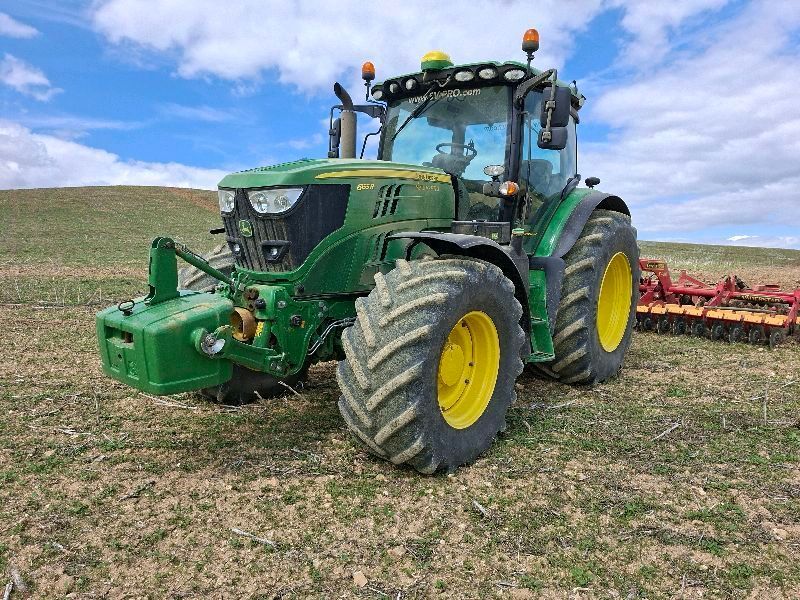 E-FARM: John Deere 6155 R - Traktor - id UAK7JK5 - 92.000 € - Baujahr: 2019 - Abgelesene Motorstunden: 3.300,Motorleistung (PS): 155,Frankreich