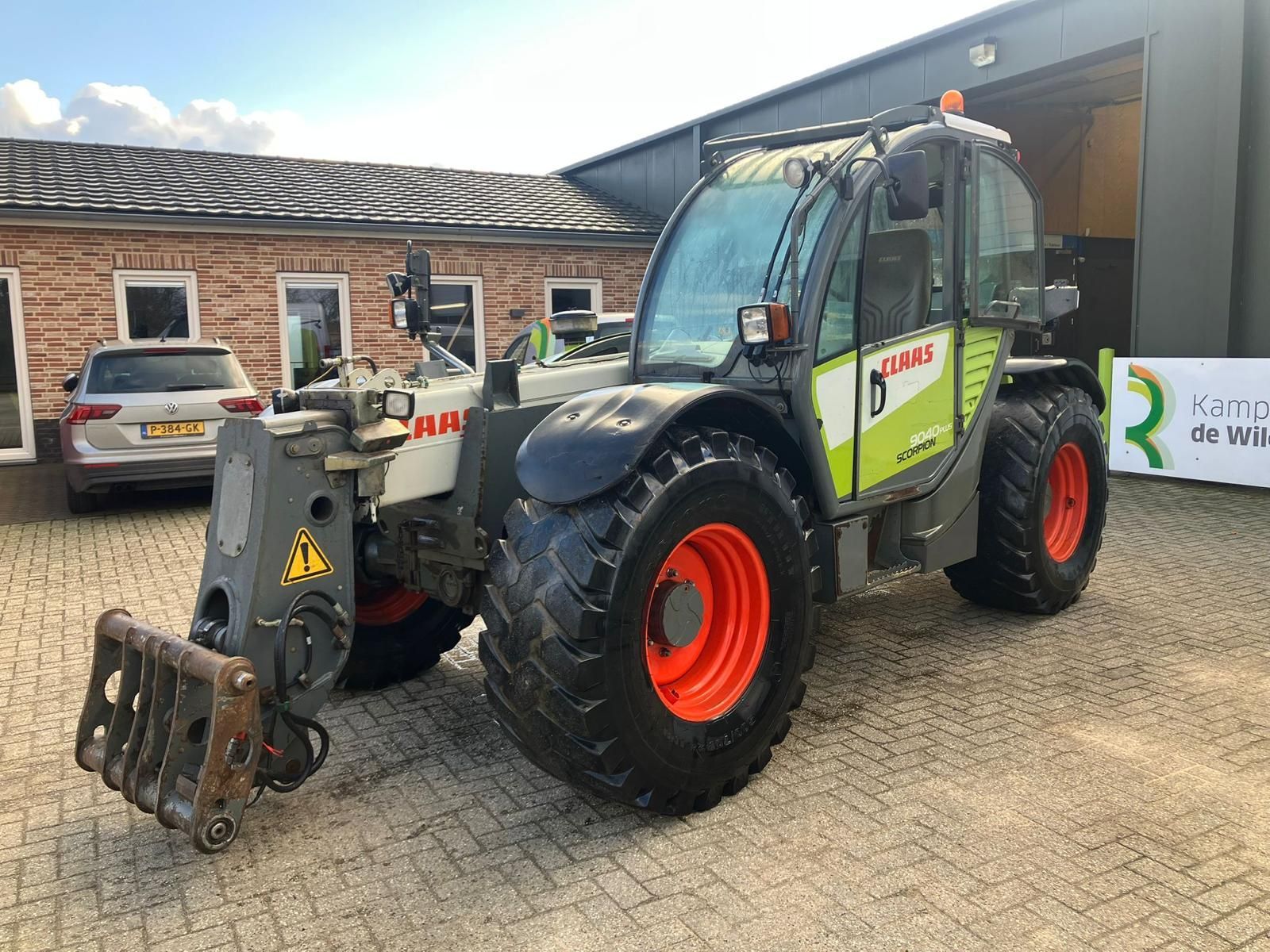Claas Scorpion 9040 Ładowacz teleskopowy 42 000 €