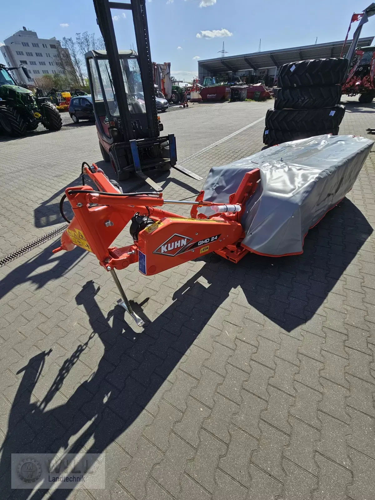 E-FARM: Kuhn GMD 24 - Segadora - id IWX38MK - 7899 € - Año: 2024 - Alemania