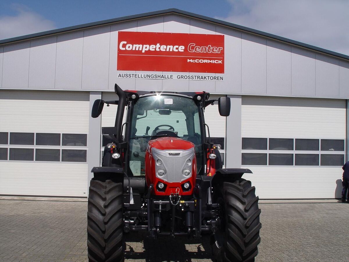 E-FARM: McCormick x6.414 - Tractor - id HIKU241 - Year of construction: 2025 - Engine hours: 1,Engine power (HP): 146,Germany