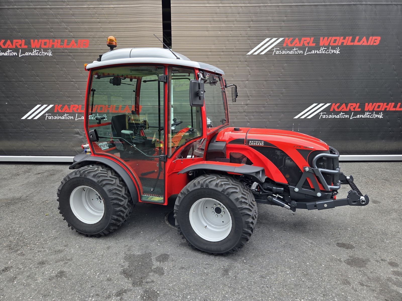 Carraro TTR 7800 Tractor €65,000